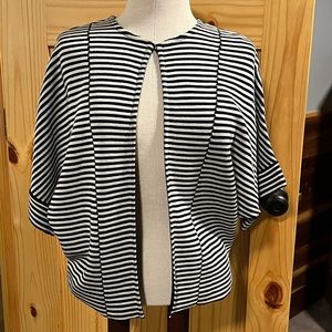 St John beautiful knit bolero jacket/shrug